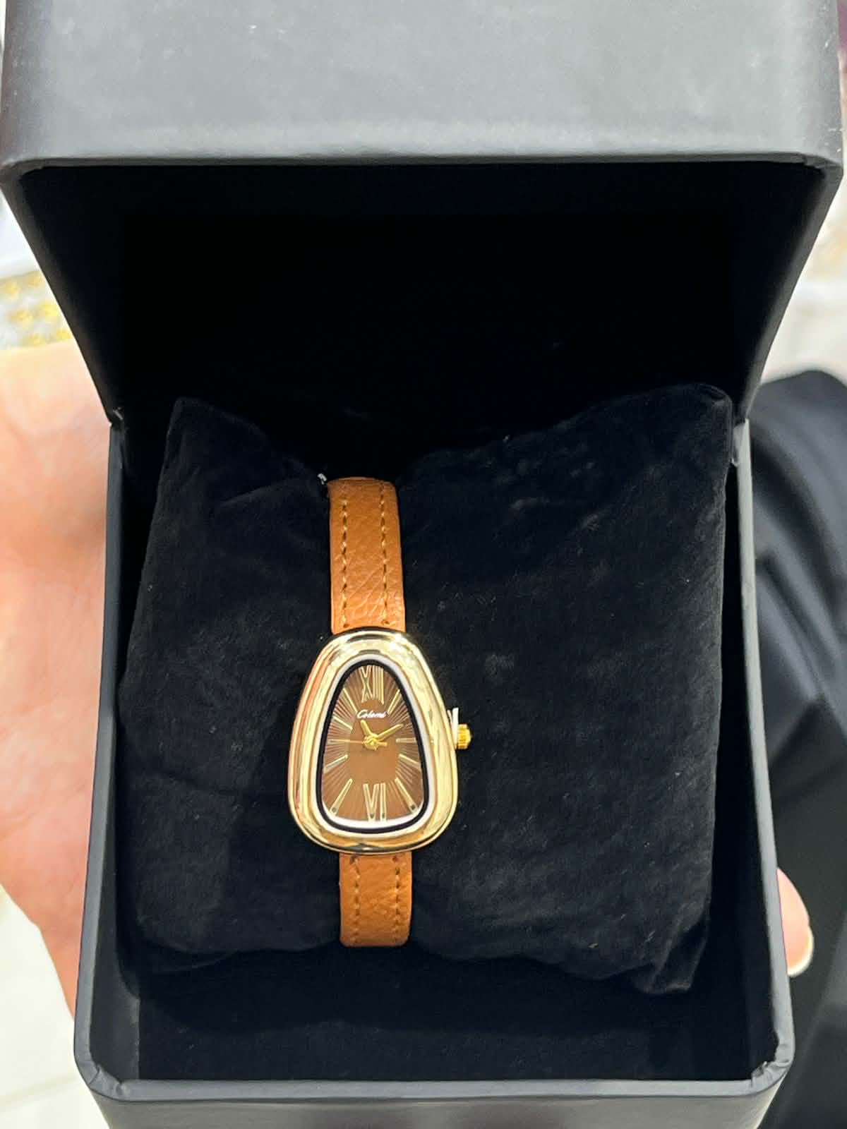 Montre femme ovale avec emballage – Image 4