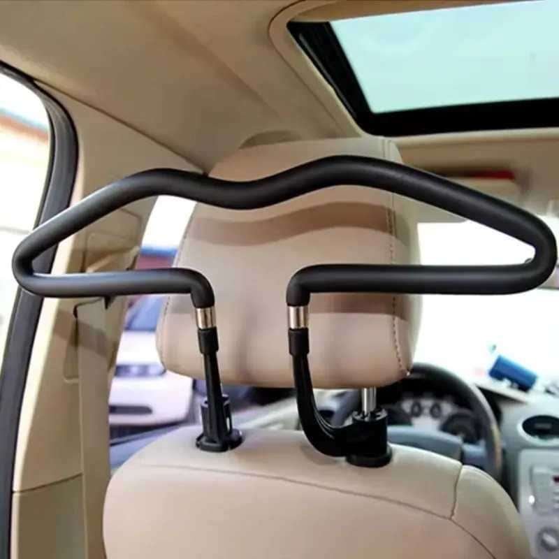 Porte vêtement voiture